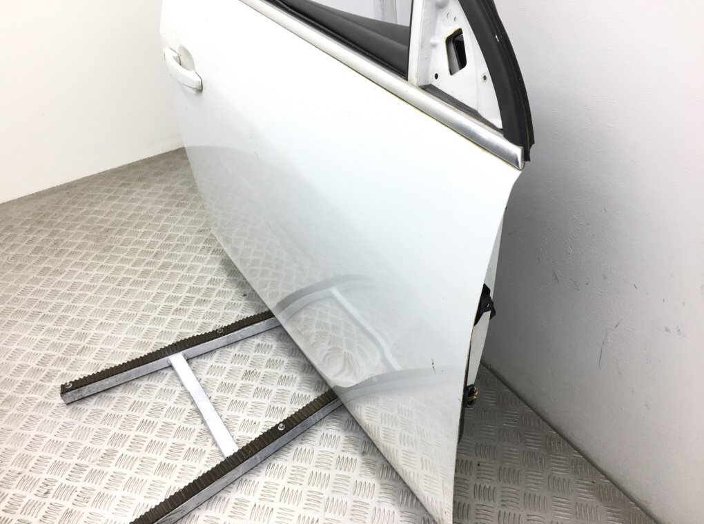 Дверь передняя правая бу для Opel Insignia 1 1.6 CDTi,  2016 г.