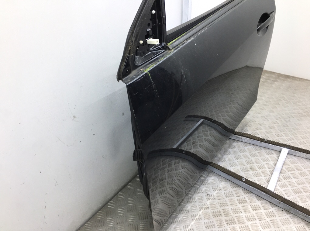 Дверь передняя левая бу для Mazda 3  BL 1.6 i,  2010 г.