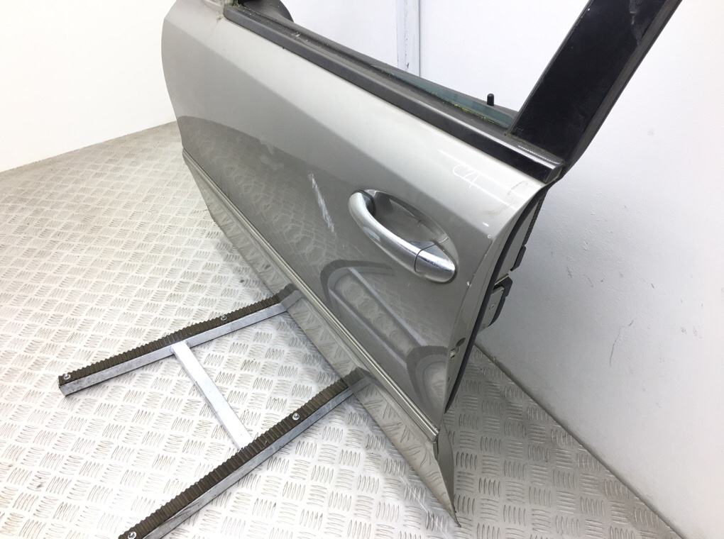 Дверь передняя левая бу для Mercedes E W211 2.2 CDi,  2006 г.