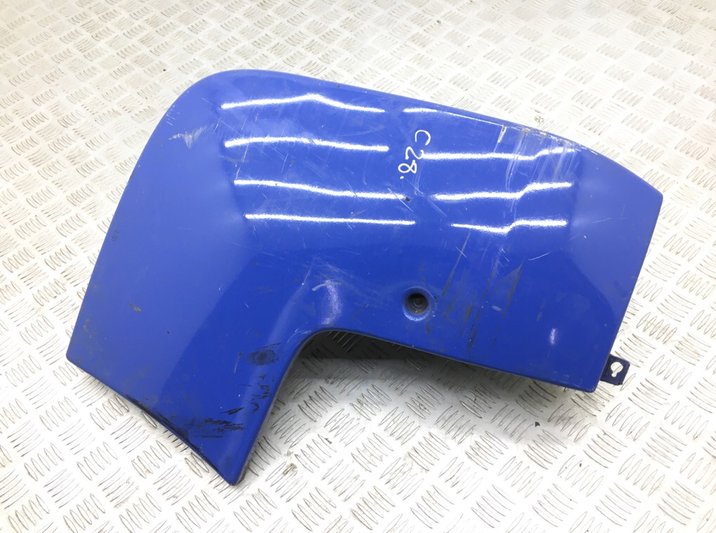 Клык бампера задний правый бу для Renault Trafic 2 2.0 CDTi, 2007 г. Клык бампера задний правый бу для Renault Trafic 2 2.0 CDTi, 2007 г.