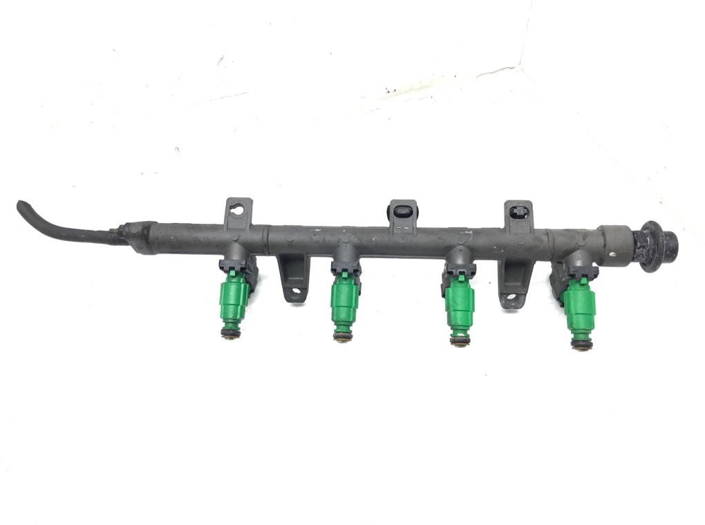 Топливная рампа бу для Kia Rio 2 1.4 i, 2007 г. Топливная рампа бу для Kia Rio 2 1.4 i, 2007 г.