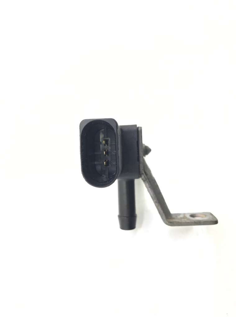 Датчик давления выхлопных газов бу для Volkswagen Golf 7 1.6 TDi,  2013 г.