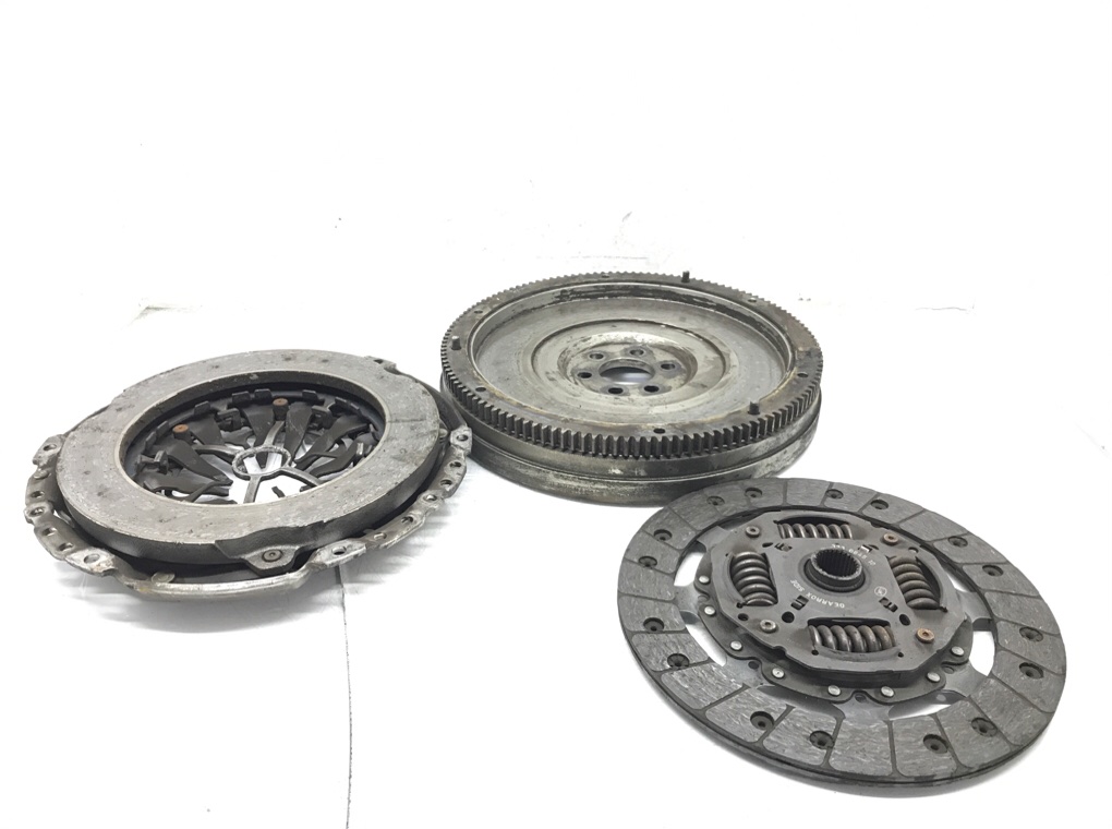 Комплект сцепления бу для Volkswagen Golf 7 1.6 TDi,  2013 г.