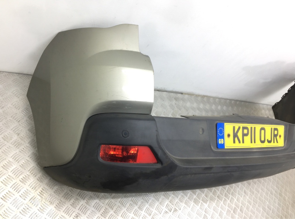 Бампер задний бу для Peugeot 3008 1 1.6 HDi,  2011 г.