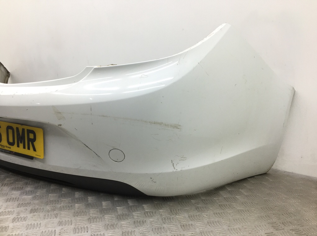 Бампер задний бу для Opel Insignia 1 1.6 CDTi,  2016 г.