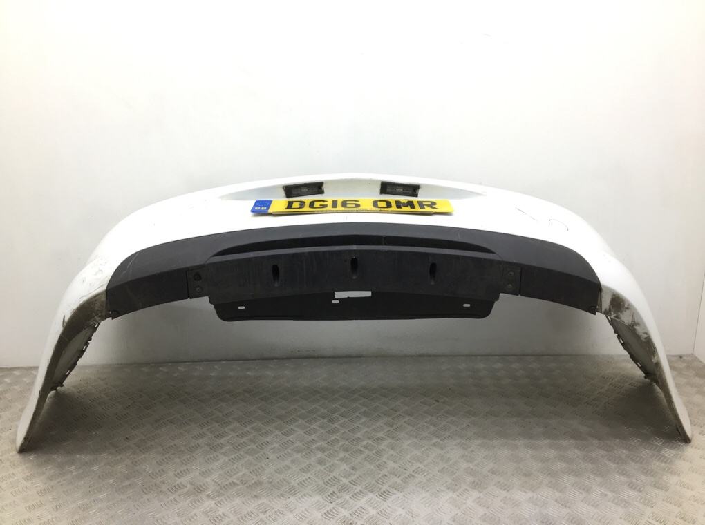 Бампер задний бу для Opel Insignia 1 1.6 CDTi,  2016 г.