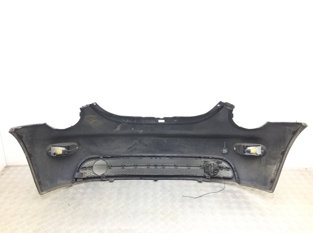 Бампер передний бу для Volkswagen Beetle  2.0 i,  2005 г.