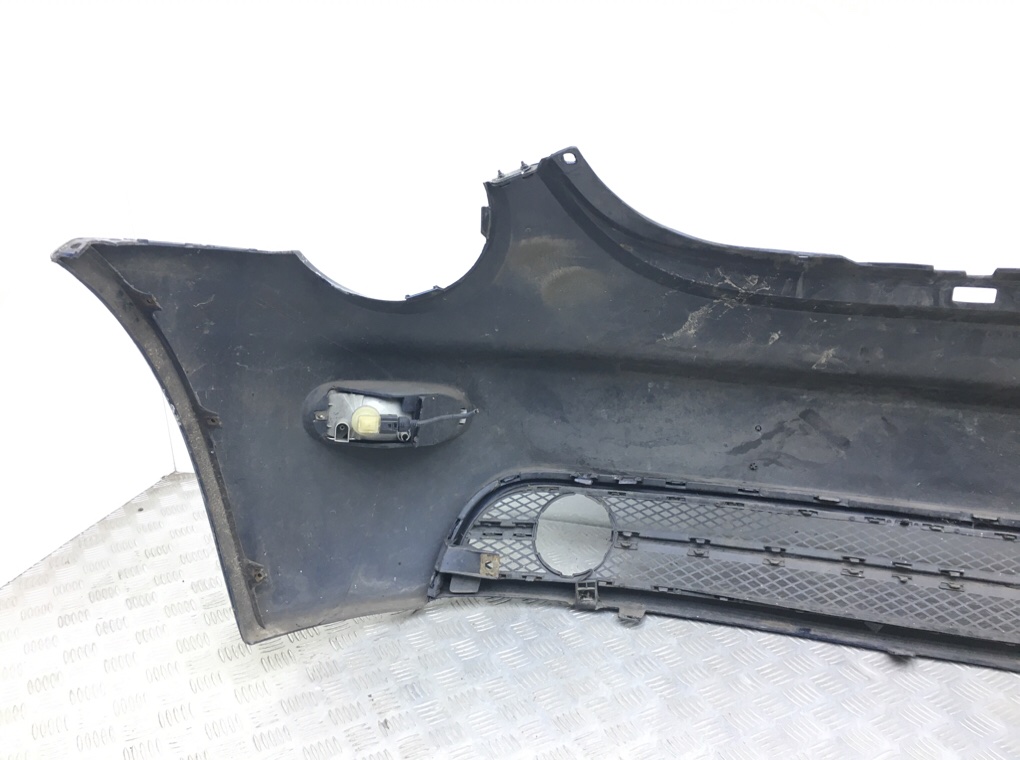 Бампер передний бу для Volkswagen Beetle  2.0 i,  2005 г.