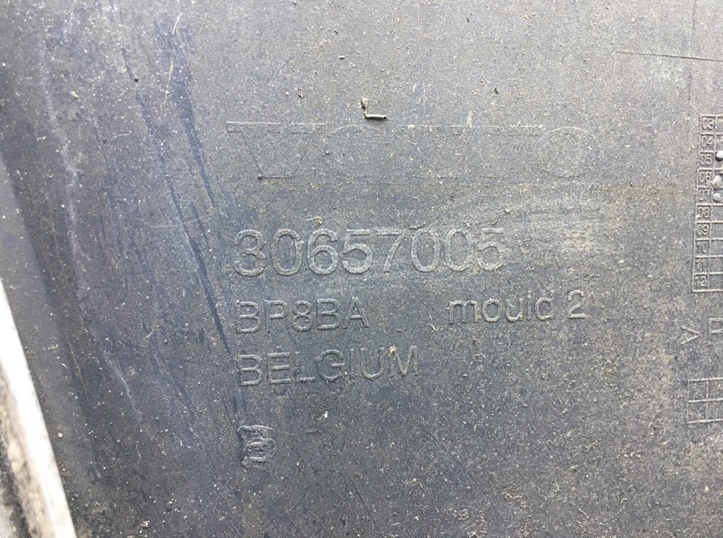 Бампер передний бу для Volvo V50 1 2.4 D,  2007 г.