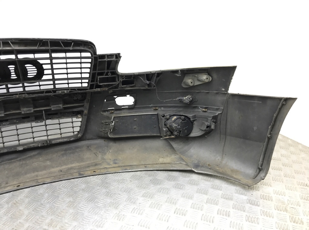 Бампер передний бу для Audi A6 C6 2.0 TDi,  2006 г.