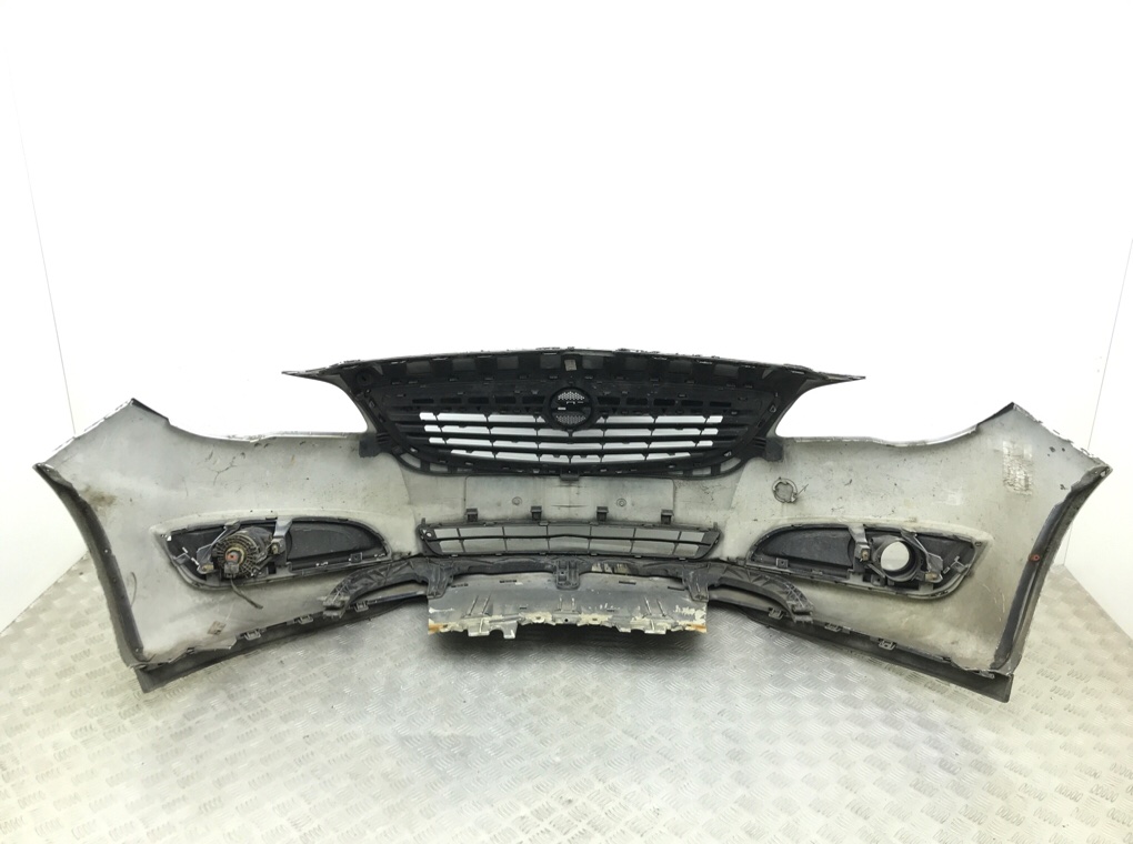 Бампер передний бу для Opel Insignia 1 1.6 CDTi,  2016 г.