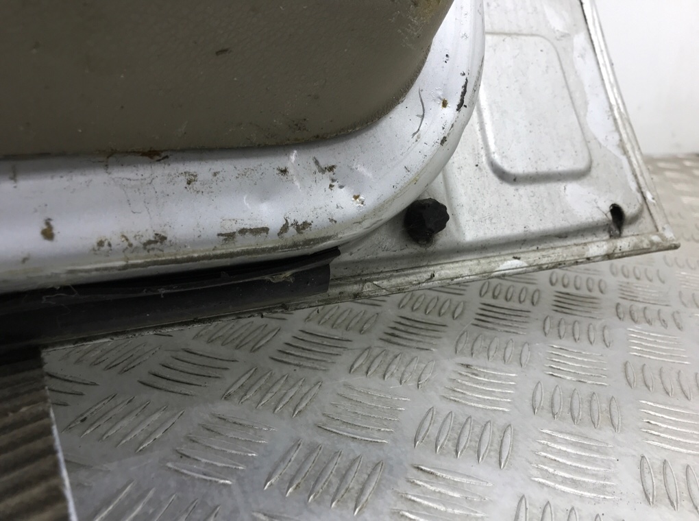 Дверь передняя правая бу для Mercedes Viano W639 2.2 CDi,  2006 г.