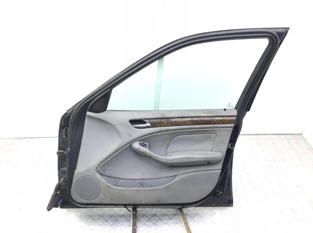 Дверь передняя правая бу для BMW 3 E46 2.0 TD,  2004 г.