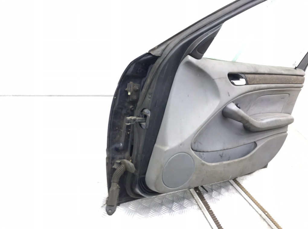 Дверь передняя правая бу для BMW 3 E46 2.0 TD,  2004 г.