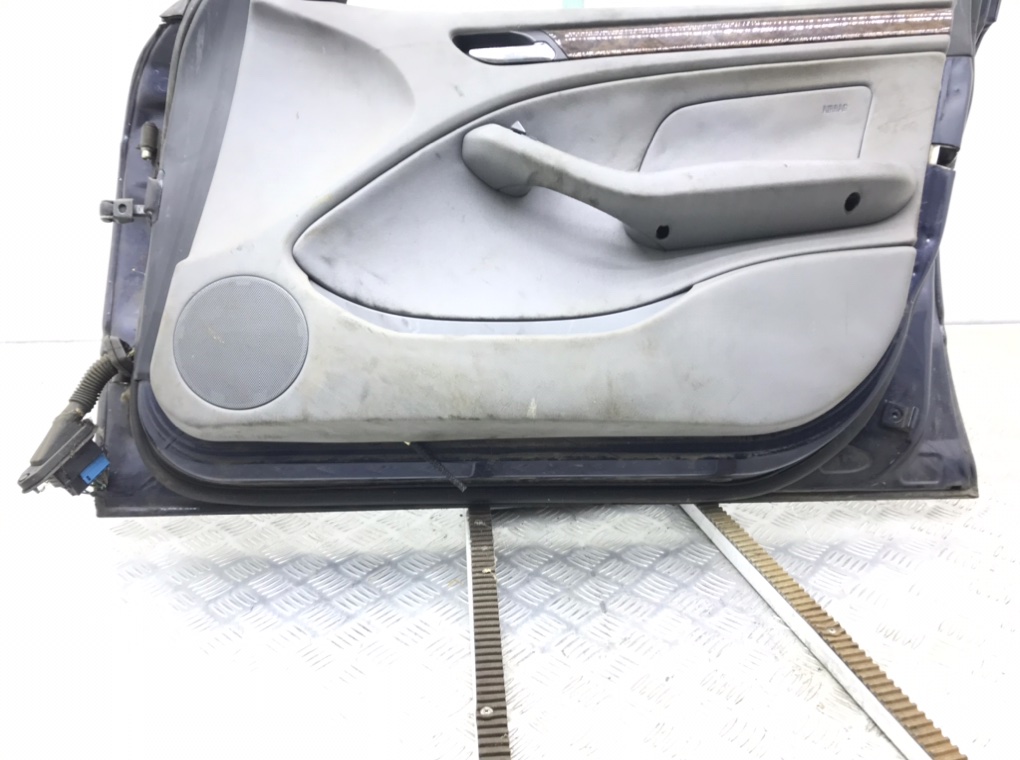 Дверь передняя правая бу для BMW 3 E46 2.0 TD,  2004 г.