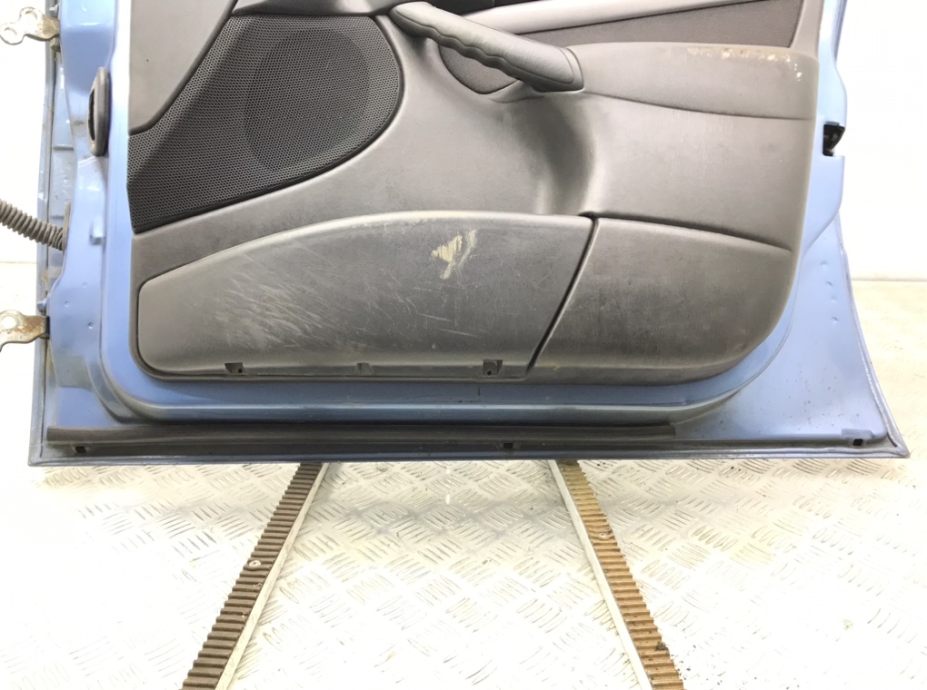 Дверь передняя правая бу для Ford Focus 1 1.6 i,  2002 г.