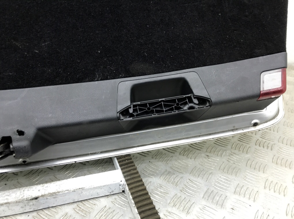 Крышка багажника бу для Mercedes C W204 2.2 CDi, 2008 г. Крышка багажника бу для Mercedes C W204 2.2 CDi, 2008 г.