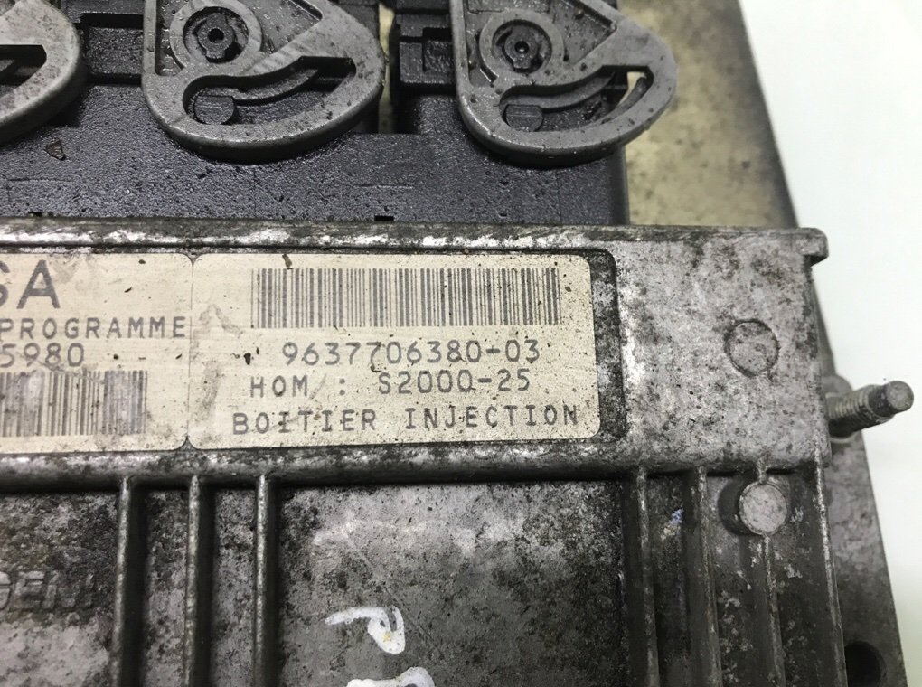 Блок управления двигателем бу для Peugeot 206 1 1.4 i,  2001 г.