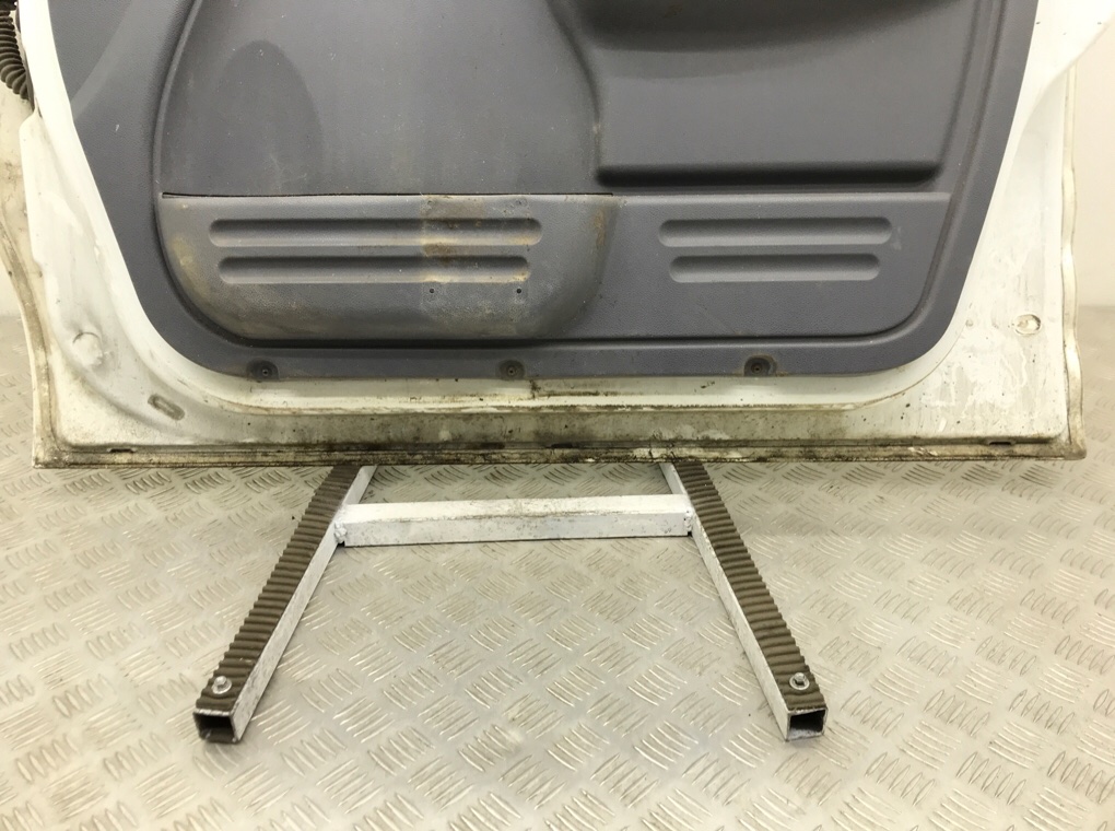 Дверь передняя правая бу для Ford Transit Connect  1.8 TDCi,  2011 г.