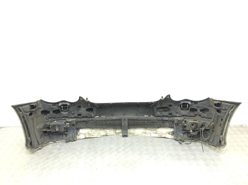 Бампер передний бу для Mercedes C W203 2.2 CDi,  2004 г.