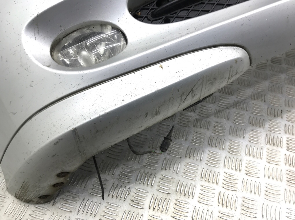 Бампер передний бу для Mercedes C W203 2.2 CDi,  2004 г.