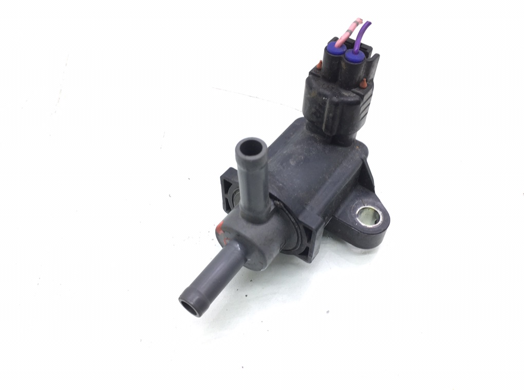 Клапан электромагнитный бу для Citroen C1 1.0 i, 2012 г. Клапан электромагнитный бу для Citroen C1 1.0 i, 2012 г.