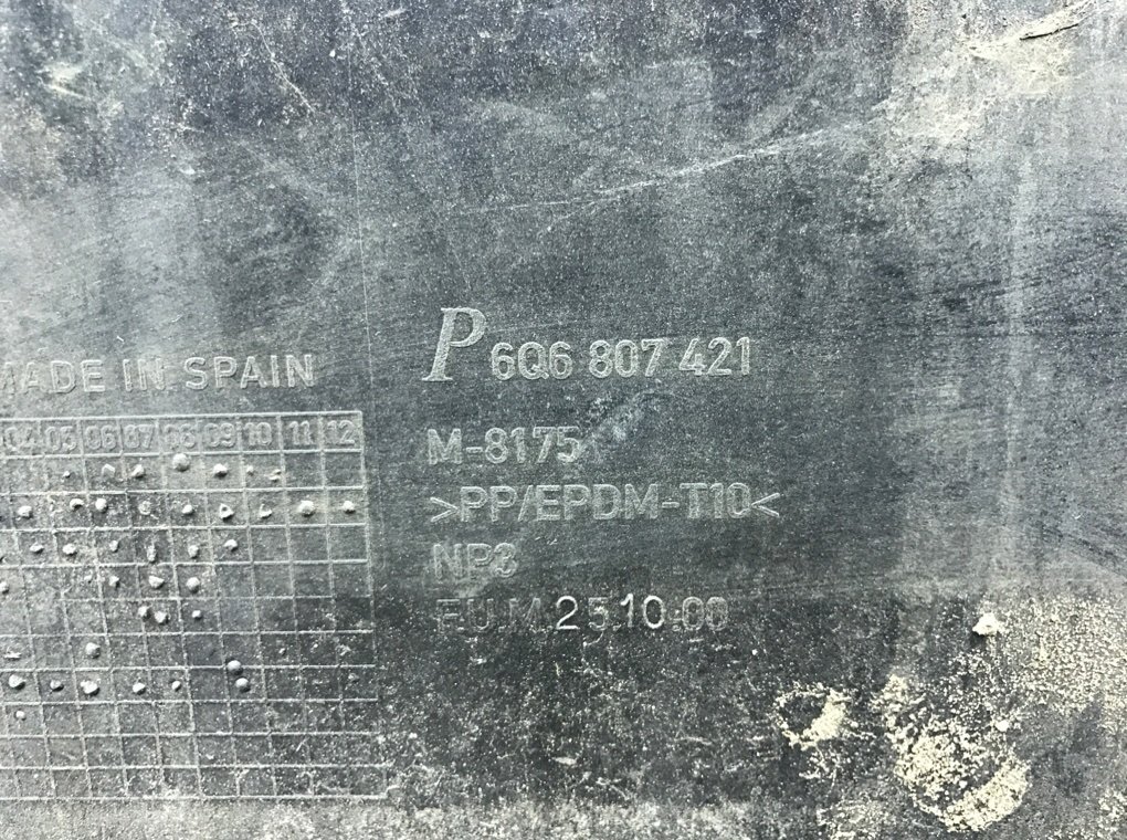 Бампер задний бу для Volkswagen Polo 4 1.2 i, 2008 г. Бампер задний бу для Volkswagen Polo 4 1.2 i, 2008 г.