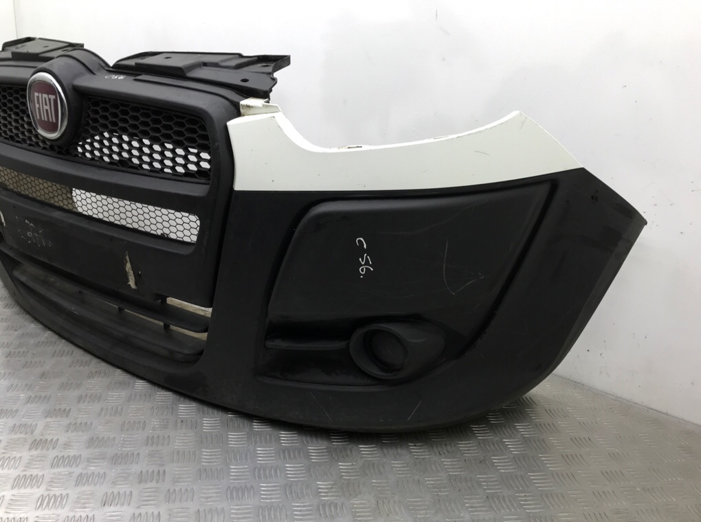 Бампер передний бу для Fiat Doblo 2 1.3 JTD,  2015 г.