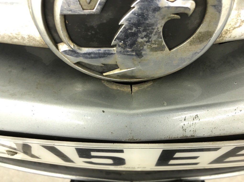 Бампер передний бу для Opel Astra J 1.6 CDTi, 2015 г. Бампер передний бу для Opel Astra J 1.6 CDTi, 2015 г.