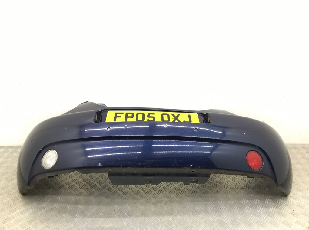 Бампер задний бу для Volkswagen Beetle 2.0 i, 2005 г. Бампер задний бу для Volkswagen Beetle 2.0 i, 2005 г.