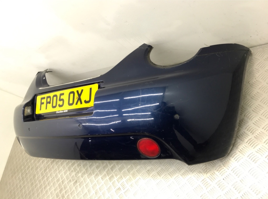 Бампер задний бу для Volkswagen Beetle 2.0 i, 2005 г. Бампер задний бу для Volkswagen Beetle 2.0 i, 2005 г.