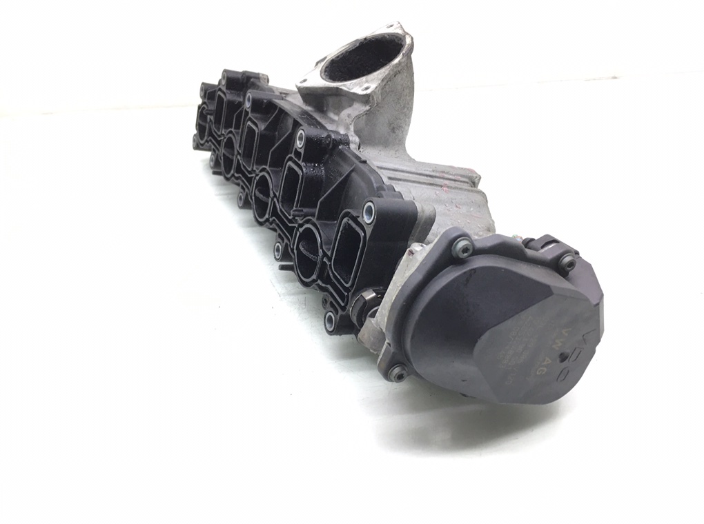 Коллектор впускной бу для Audi A4 B8 2.0 TDi,  2008 г.