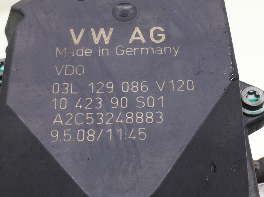 Коллектор впускной бу для Audi A4 B8 2.0 TDi,  2008 г.