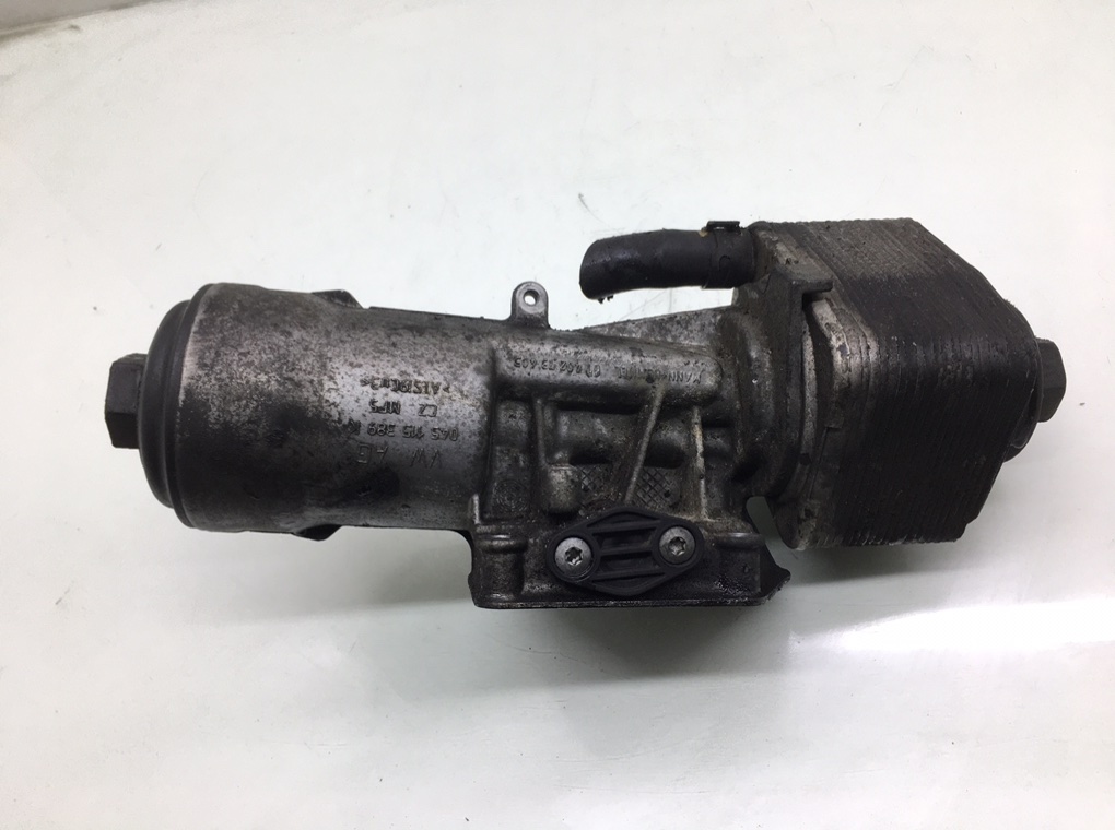 Корпус масляного фильтра бу для Audi A4 B8 2.0 TDi,  2008 г.