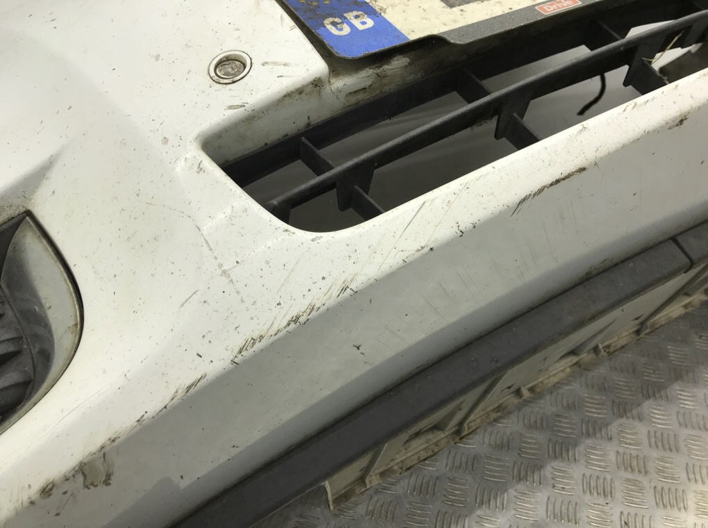 Бампер передний бу для Opel Insignia  2.0 CDTi,  2012 г.