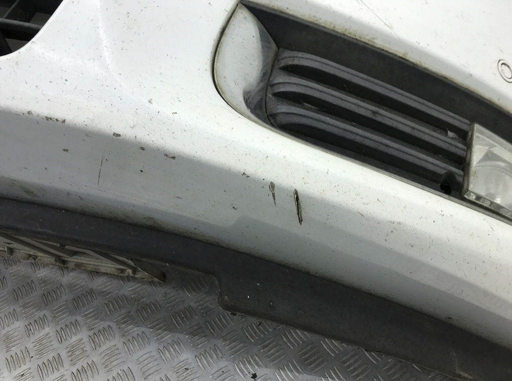 Бампер передний бу для Opel Insignia  2.0 CDTi,  2012 г.