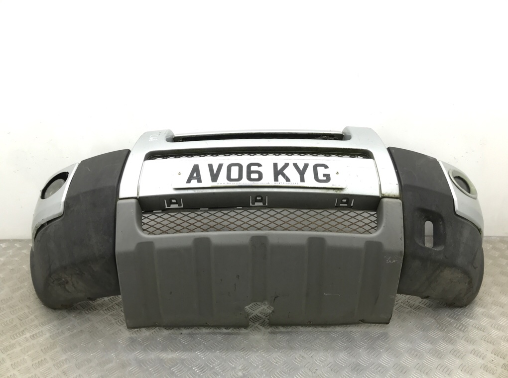Бампер передний бу для Land Rover Freelander 1 2.0 TD,  2006 г.