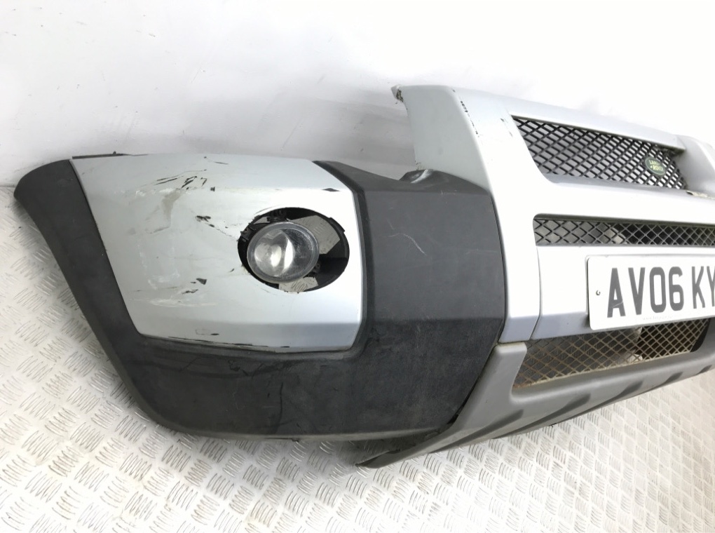 Бампер передний бу для Land Rover Freelander 1 2.0 TD,  2006 г.