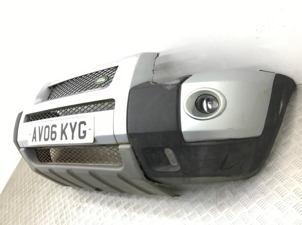 Бампер передний бу для Land Rover Freelander 1 2.0 TD,  2006 г.
