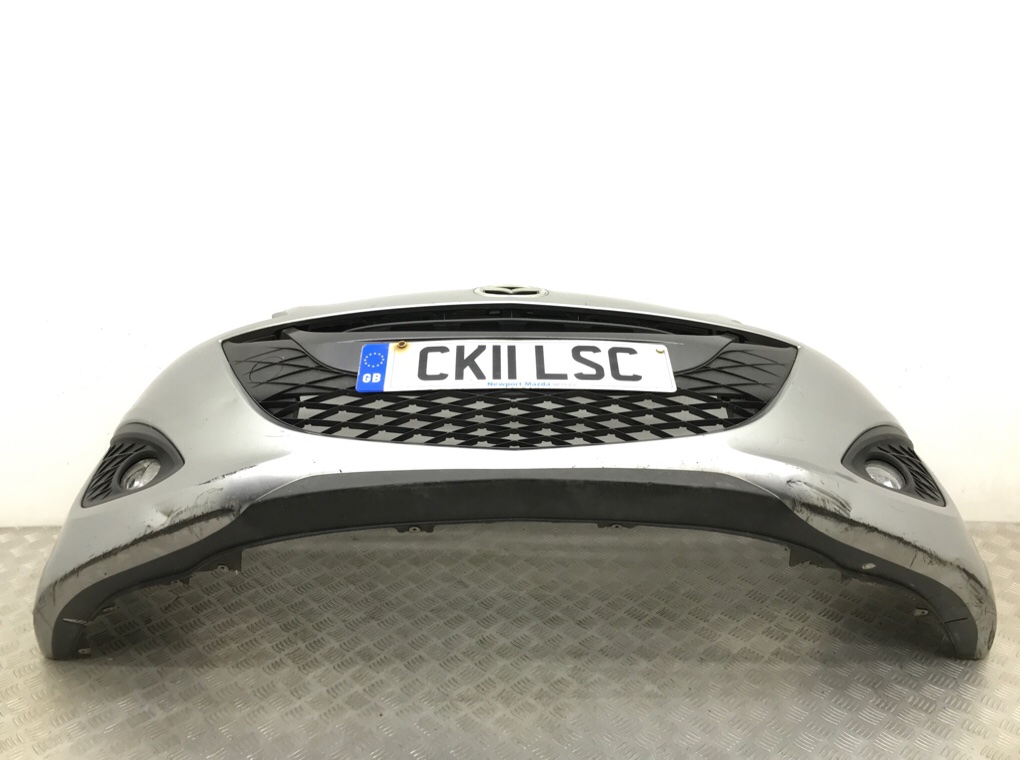 Бампер передний бу для Mazda 5  3 1.6 TD,  2011 г.