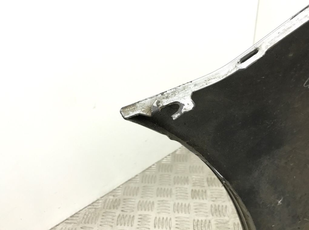 Бампер передний бу для Mazda 5  3 1.6 TD,  2011 г.