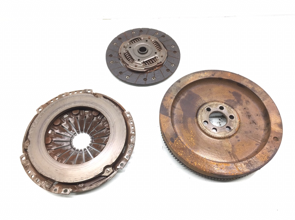 Комплект сцепления бу для Skoda Octavia A7 1.6 TDi,  2014 г.