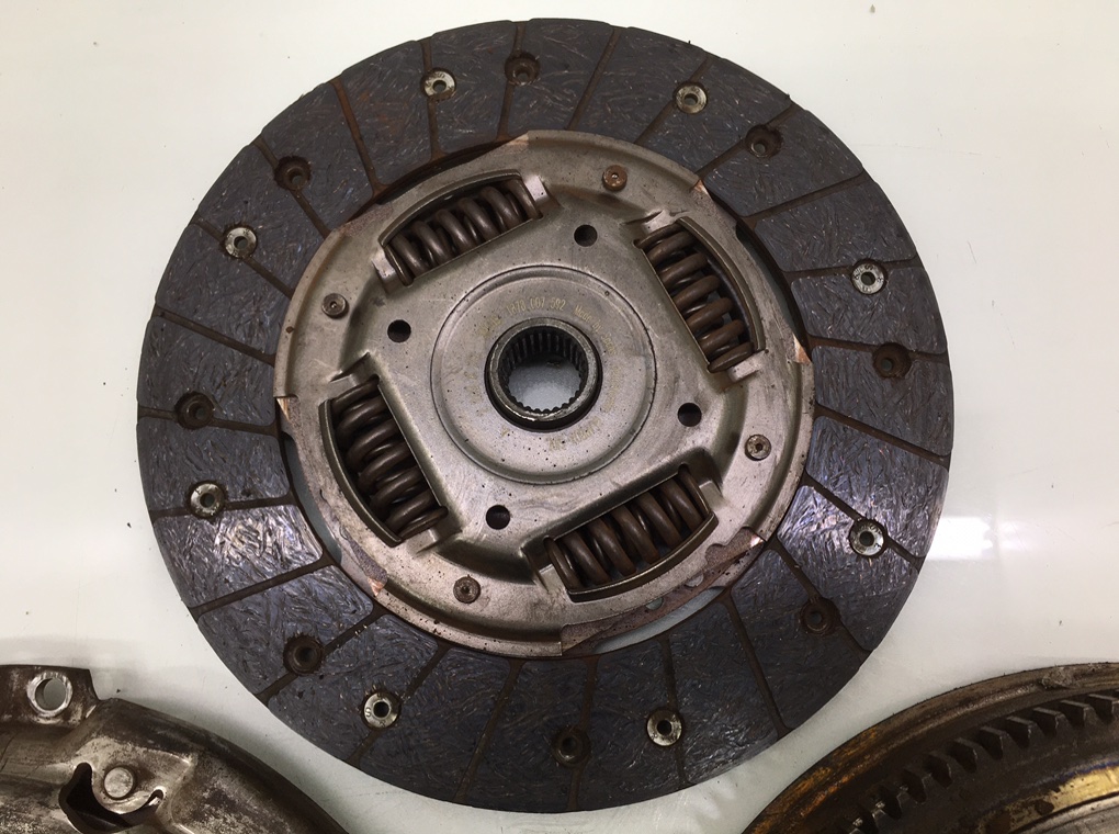 Комплект сцепления бу для Skoda Octavia A7 1.6 TDi,  2014 г.