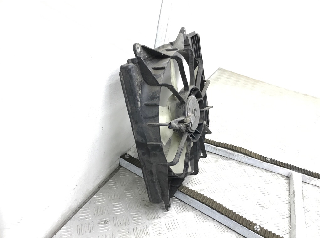 Вентилятор радиатора бу для Opel Agila B 1.2 i, 2009 г. Вентилятор радиатора бу для Opel Agila B 1.2 i, 2009 г.