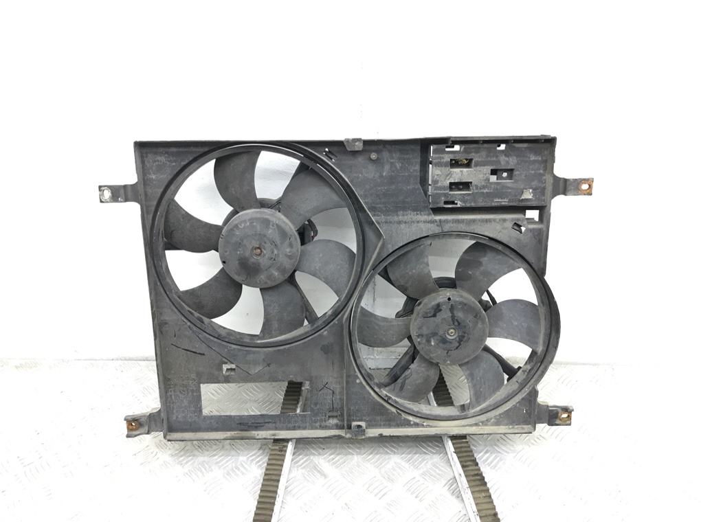 Вентилятор радиатора бу для Land Rover Freelander 1 2.0 TD,  2006 г.