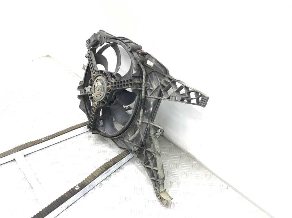 Вентилятор радиатора бу для Opel Corsa D 1.3 CDTi,  2013 г.