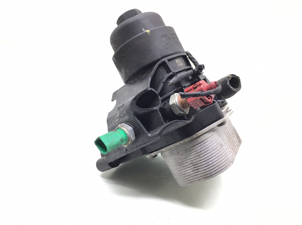 Корпус масляного фильтра бу для Skoda Octavia A7 1.6 TDi, 2014 г. Корпус масляного фильтра бу для Skoda Octavia A7 1.6 TDi, 2014 г.