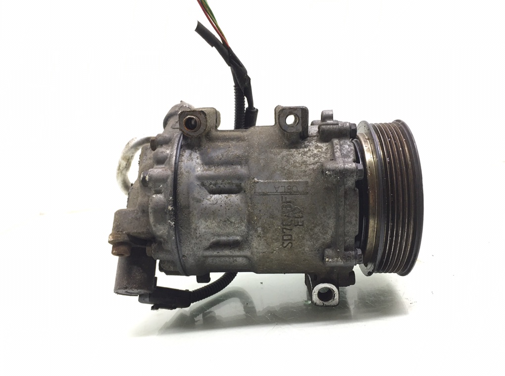 Компрессор кондиционера бу для Peugeot 407  2.0 HDi,  2006 г.
