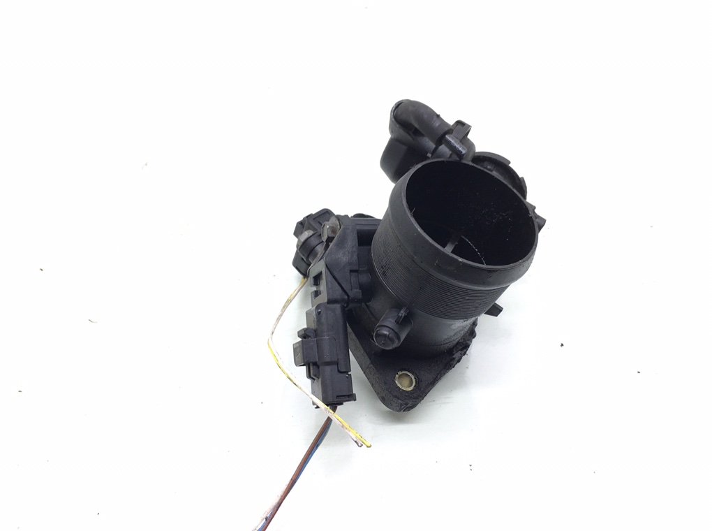 Заслонка дроссельная бу для Peugeot 407  2.0 HDi,  2006 г.