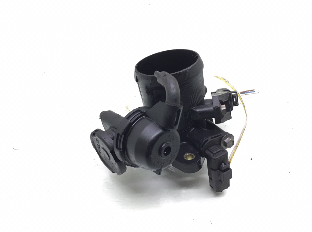 Заслонка дроссельная бу для Peugeot 407  2.0 HDi,  2006 г.